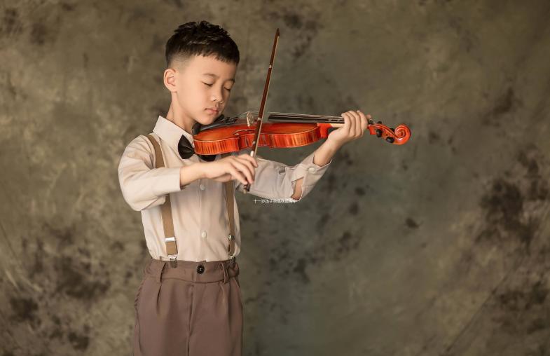 十一歲孩子坐高鐵是否半價(jià)、買(mǎi)啥票匯總,你不懂的這都有